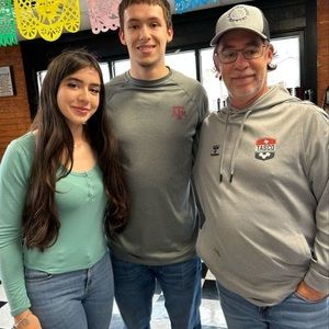 Meet your Posher, Jamie